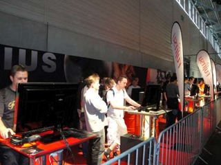 Illustration for article titled Gallery: Gamescom's Sony Hall